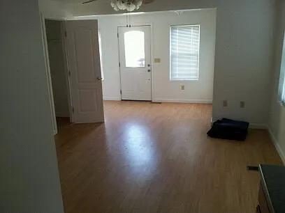 Spruce Ct — Photo 4