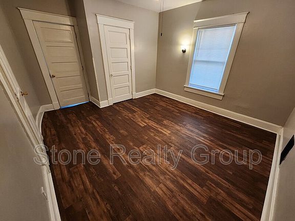3rd image of 424 1/2 S 4th St