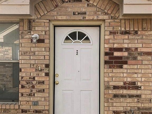 4th image of 2027 W Western Dr APT 2