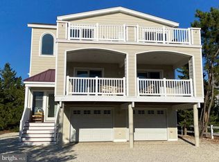10 E 19th St, Barnegat Light, NJ 08006