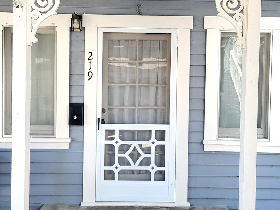 1st image of 219 N Glassell St #219