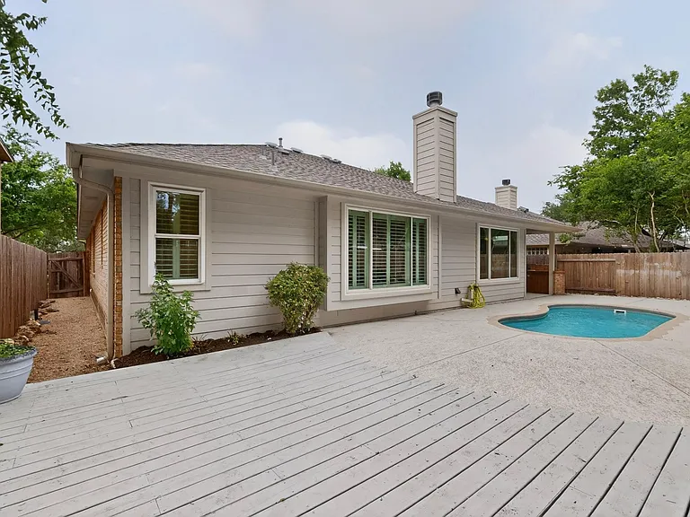 1102 Old Mill Rd — Photo 40