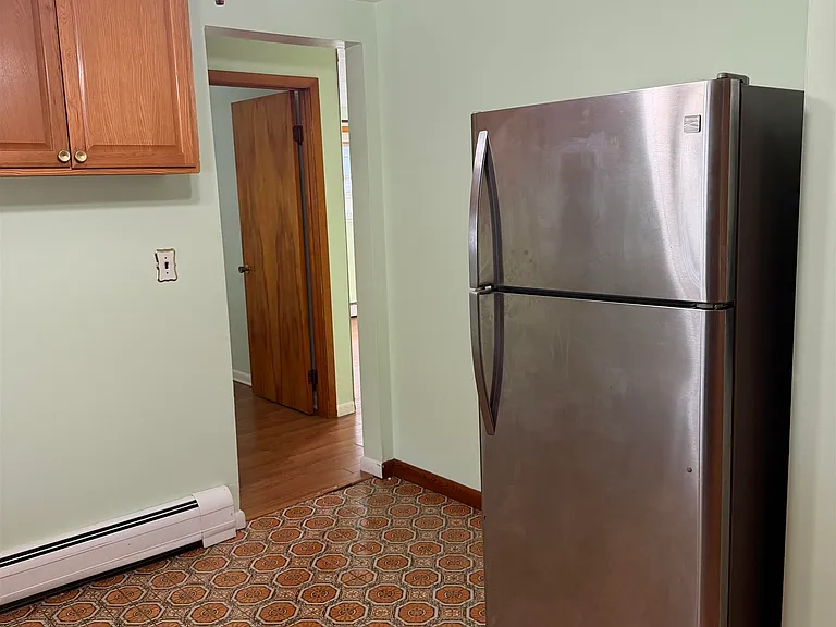 244 Front St #2 — Photo 4