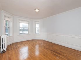 49 Worthington St