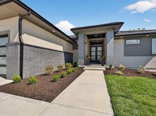 5907 N Lucerne Ave, Kansas City, MO 64151