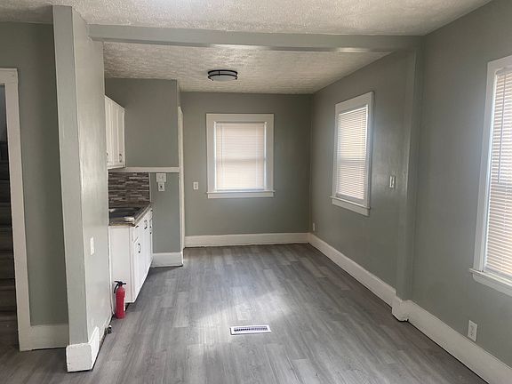 4th image of 14674 Birwood St