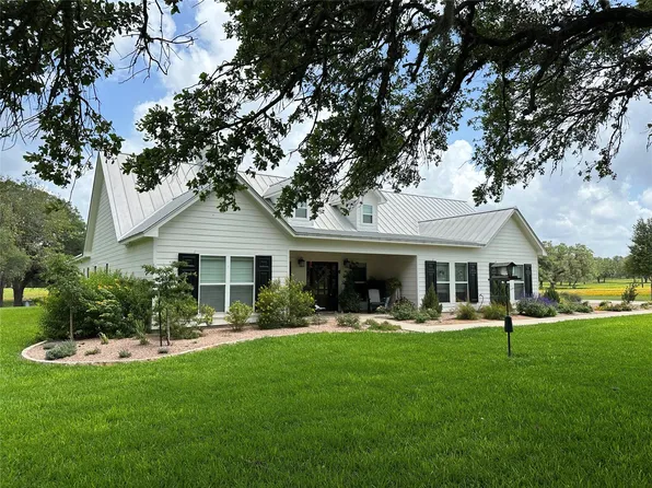4149 County Road 444, Hallettsville, TX 77964