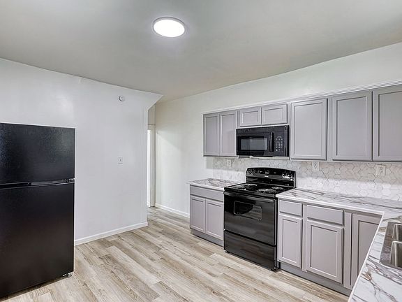 5th image of 21 Summit St
