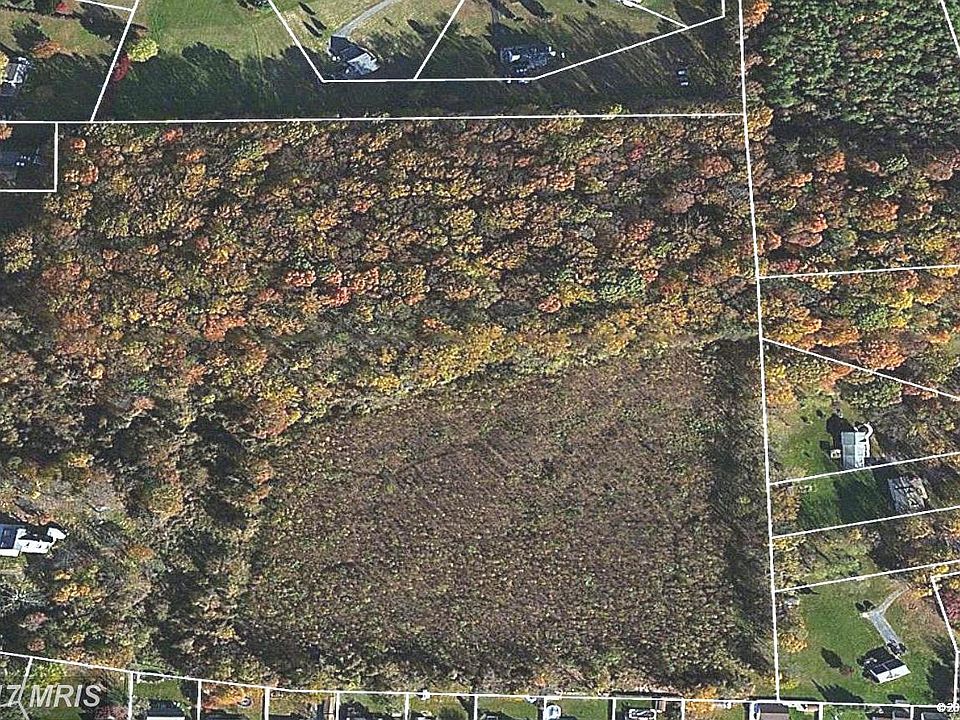 2nd image of 1702 Liberty Grove Rd