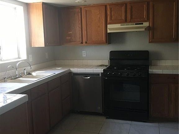 2nd image of 5273 S Tierra Linda Dr