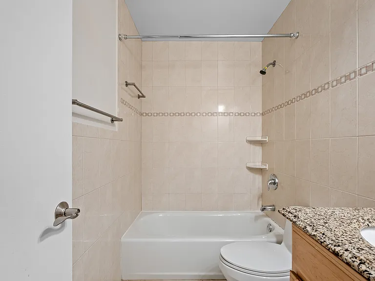 1106 NE 16th Ct #2 — Photo 19