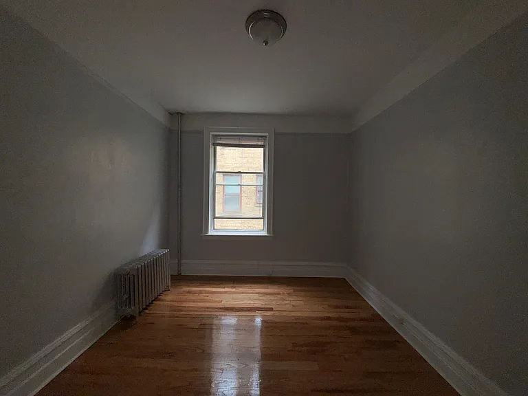 64-66 Glenwood Ave #301 — Photo 2