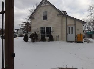 283 Oakland St, Springfield, MA 01108