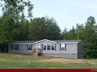 11524 Fosters Ln, Amelia Court House, VA 23002