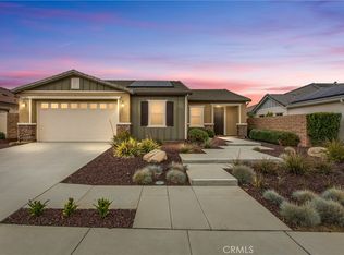 516 Farmstead St, Hemet, CA 92543