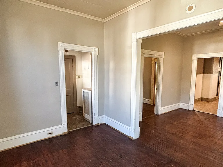 812 W Virginia Ave — Photo 7