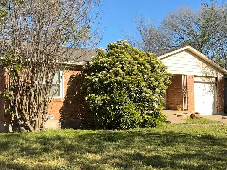13935 Sundown Trl — Photo 2