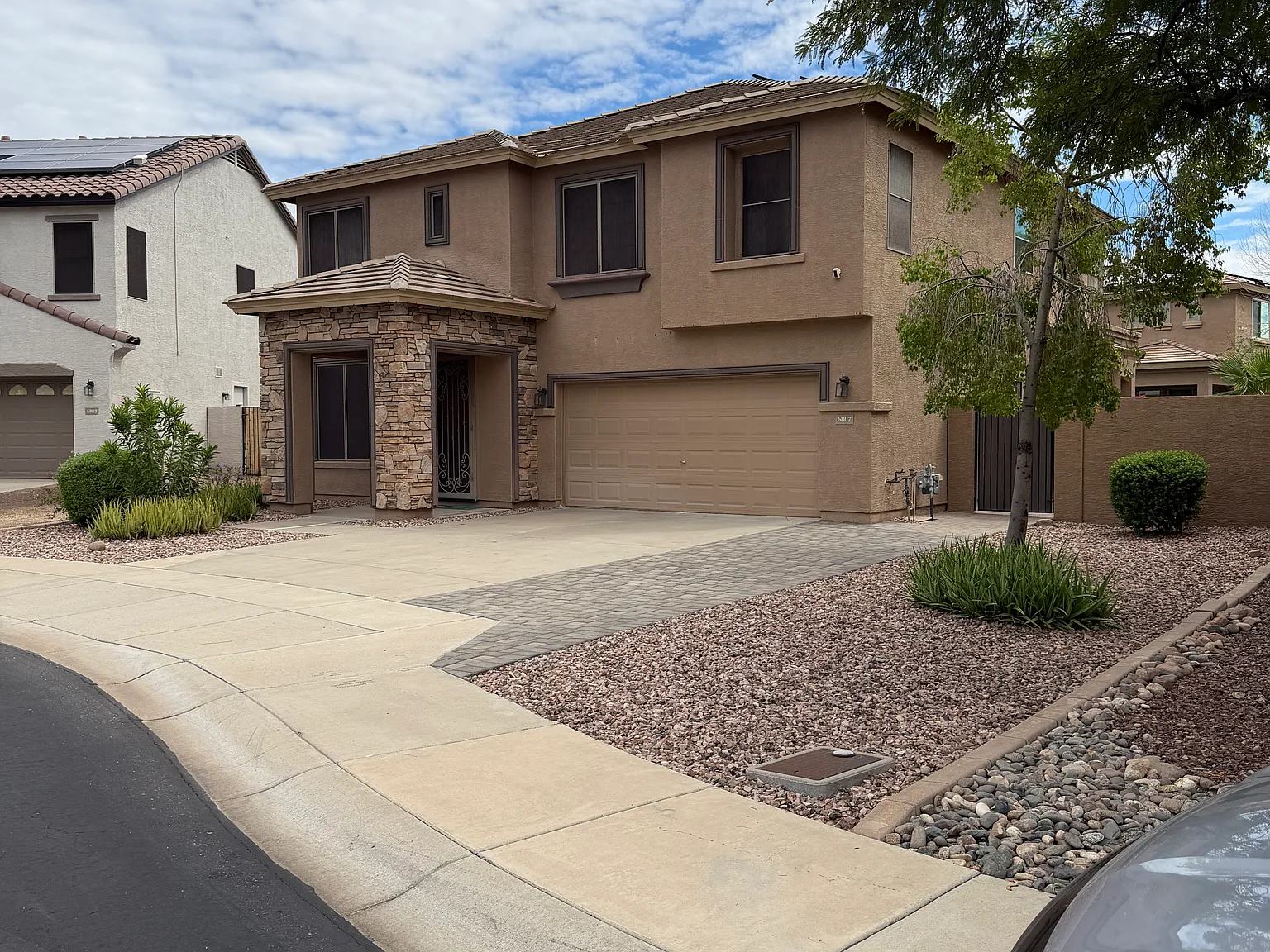 3 bed, 2.5 bath, 2507 sqft, $2,599 — Photo 3