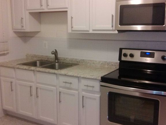 3rd image of 1220 Kilgore Dr