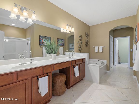 5th image of 3737 CASITAS Drive