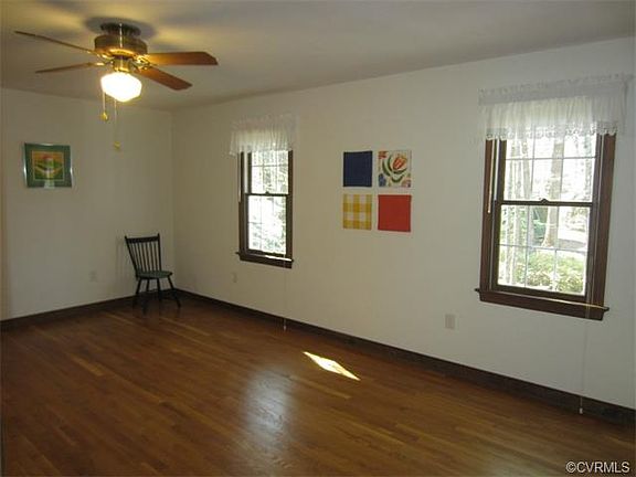4th image of 2028 Montaigne Dr