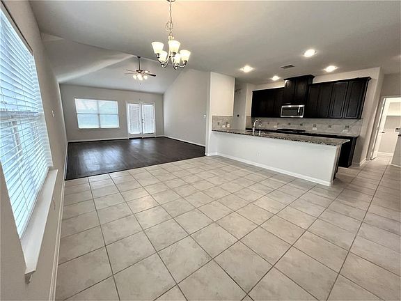 3rd image of 19814 Chapel Valley Ct
