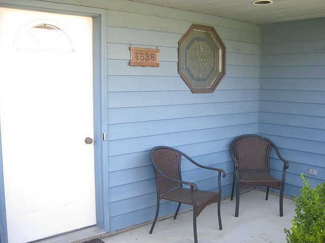2nd image of 1538 Ridgewood Ln