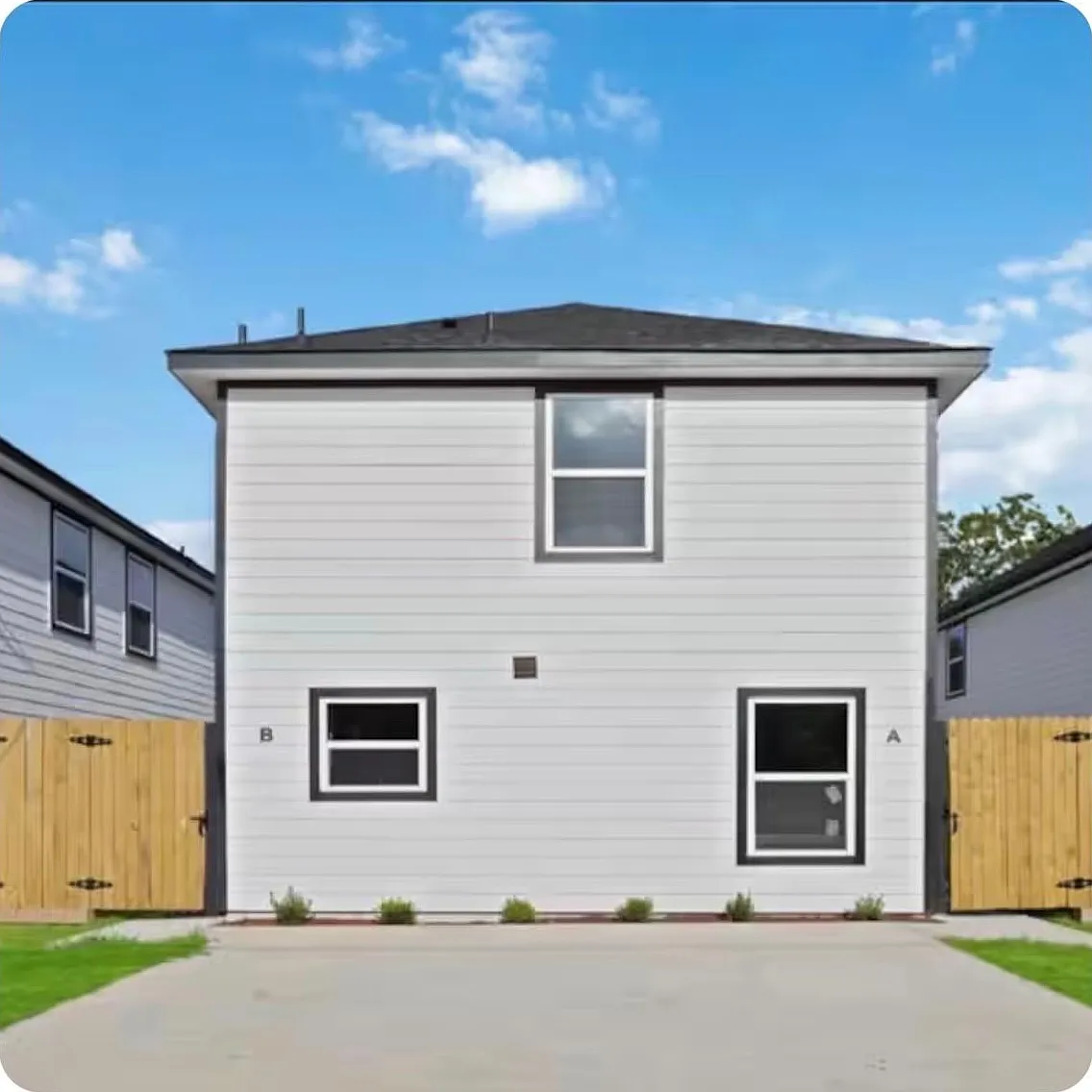 3 bed, 2.0 bath, 2320 sqft, $1,725 — Photo 1