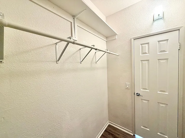 26805 China Dr — Photo 29