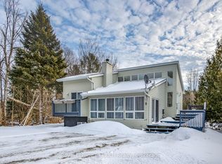 9 Davis Dr, Tay, ON L0K 2A0