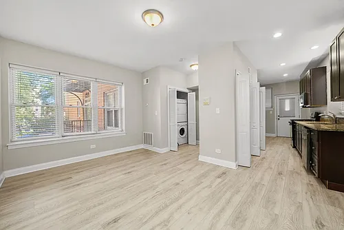 7340-62 N Hoyne Ave #7340-G Photo 1