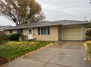 1520 Cedarberry Rd, North Platte, NE 69101