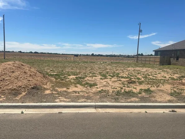 212 Joliet St, Levelland, TX 79336