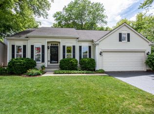 312 N Fiore Pkwy, Vernon Hills, IL 60061