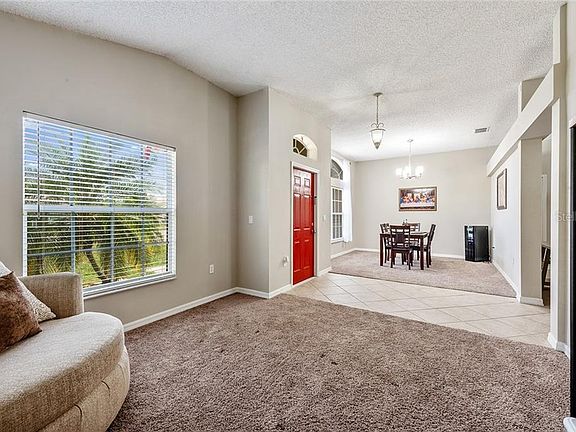 4th image of 2736 W Covington Dr