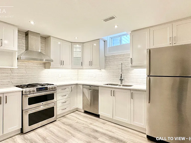 95 Memorial Gardens Way #2 — Photo 2
