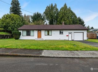 916 Burns St, Cosmopolis, WA 98537