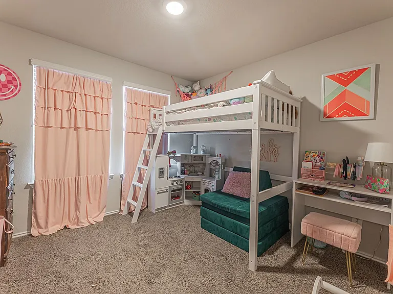 2306 Aylesbury Dr — Photo 13
