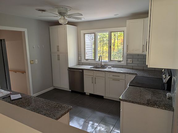 5th image of 25 Eldorado Dr