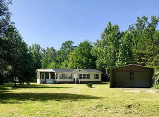 218 Melvin Ln, Midway, GA 31320