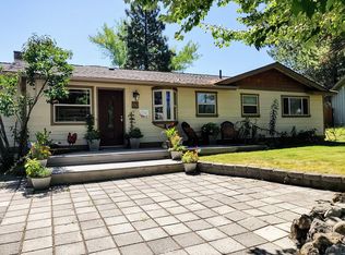 1347 NE North Pilot Butte Dr, Bend, OR 97701