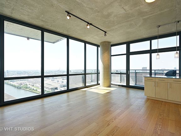 2nd image of 235 W Van Buren St Unit 2612