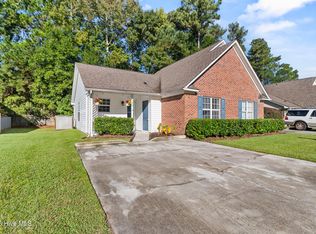 325 Saint Rosea Dr, Wilmington, NC 28405