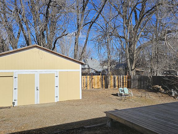 Large workshop or shed