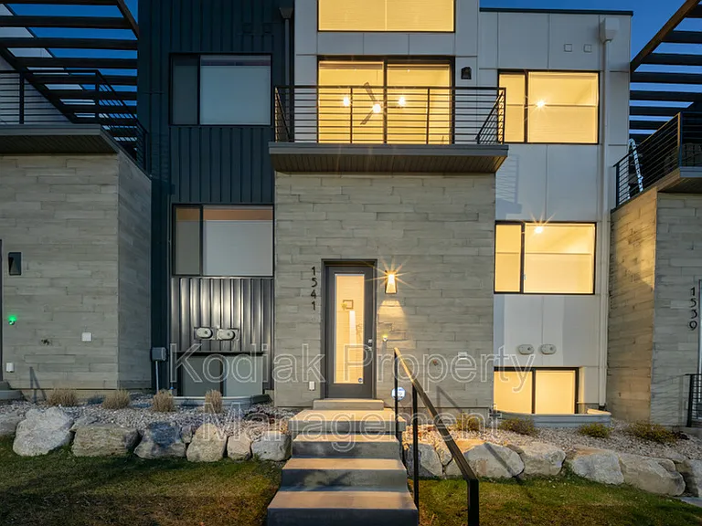 1541 E Talo Ct — Photo 3