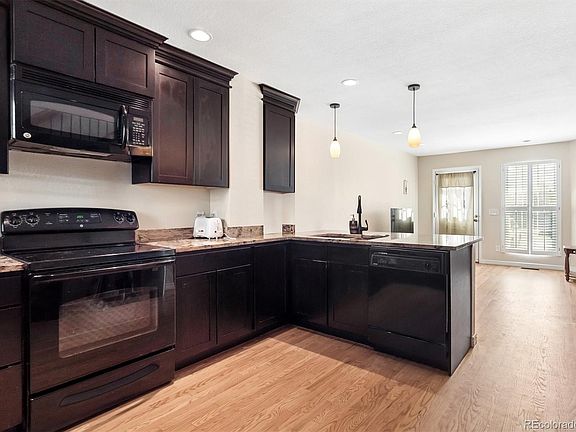 4th image of 19815 Applewood Court