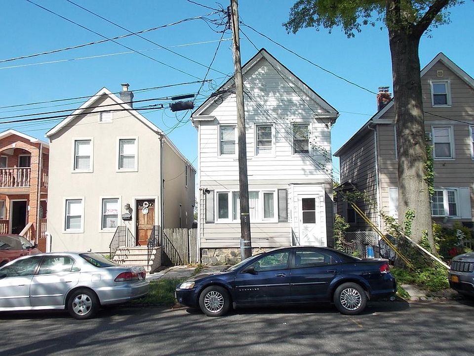 2nd image of 15-18 Murray St #A