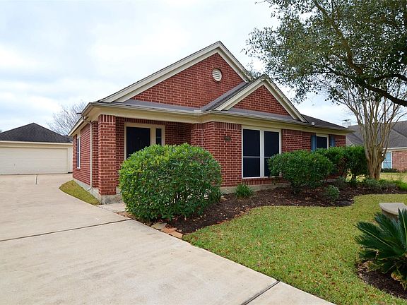 4th image of 1931 Monarch Hollow Ln