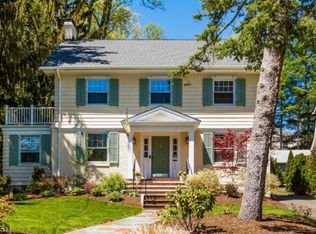 483 Ridgewood Rd, Maplewood, NJ 07040