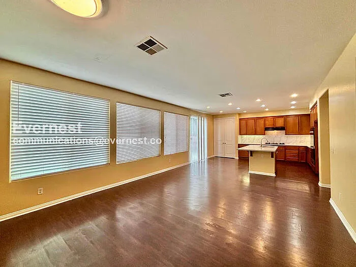 40495 Charleston St — Photo 6